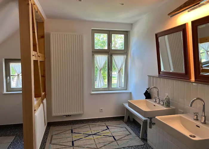 Forsthaus Barsdorf * Furstenberg-Havel